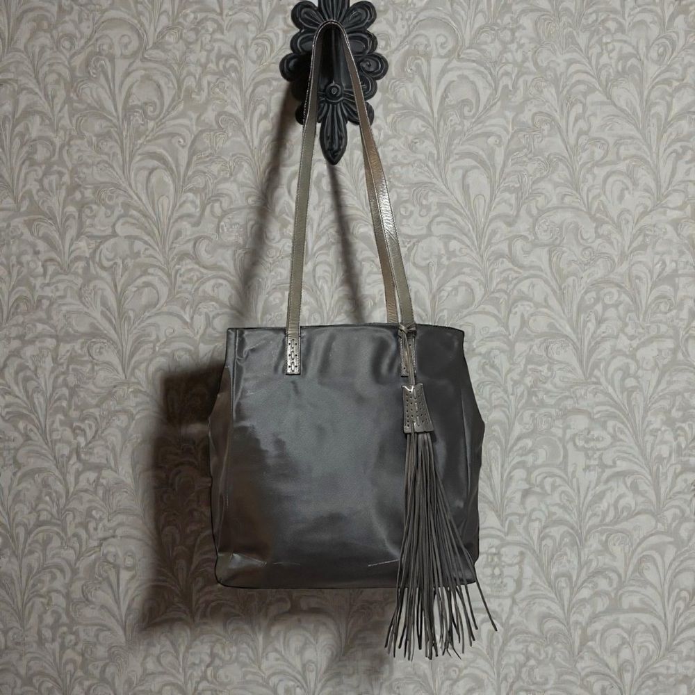 Andrea Mabiani Shoulder Tote Dark Green Made In Italy Leather Straps And Tassle - Picture 4 of 16